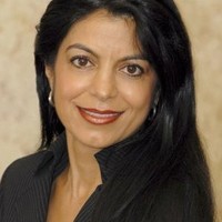 Roya Akbar Email & Phone Number
