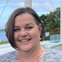 Elizabeth Roberts Email