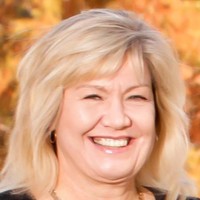 Lori Ryan