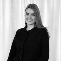 Sophie Hillebrand Email & Phone Number