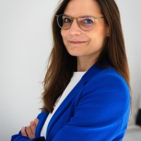 Anna Mayer Email