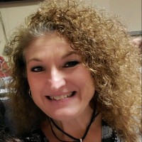 FedEx SupplyChain Systems, Inc. Employee Holly Burris's profile photo