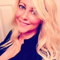 Tia Larsen Email & Phone Number