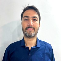 Lucas Valente Email