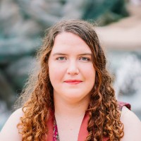 Isabelle Thayer Email & Phone Number