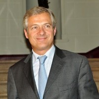 Emmanuel Viellard Email