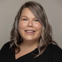 Lindsay Finch Email & Phone Number
