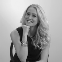 perfectwhitetee Employee Caroline Borchelt's profile photo