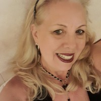 VerticalRH Employee Lourdes Brito's profile photo