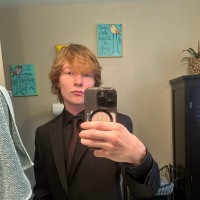 United Airlines Employee Dylan Leonard's profile photo