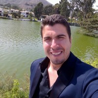 Victor Manuel Enríquez Marrujo Email