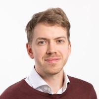 Simon Lindroos Email