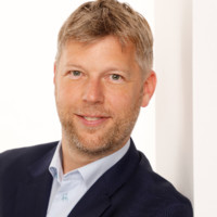 Sven Kleinsang Email