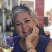 Rose Larson Email & Phone Number