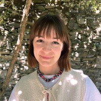 Old Navy Employee MacKenzie Downs's profile photo