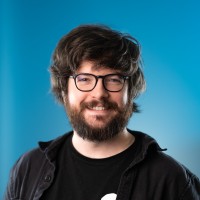 Nicolas Schneider Email