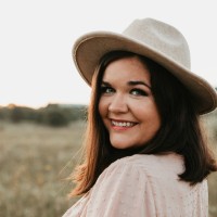 Destinie Larsen Email & Phone Number