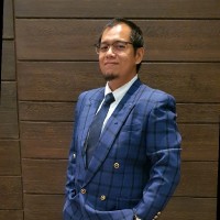 Izzat Hasanuddin Email