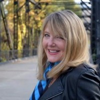 Coldwell Banker West Employee Sandy Glas's profile photo