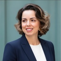 Cristiane Schultz Email