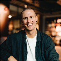 Start Communication Employee Simon Alverman's profile photo