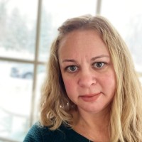 Lindsey Slavik Email & Phone Number