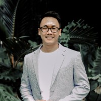databasics Employee Paul Tomboc's profile photo