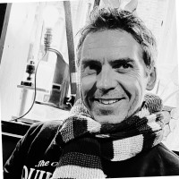 Stephen Rowlings Email