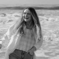 Ashlin Abbott Email & Phone Number