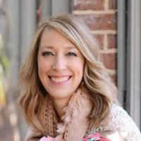 State Farm ® Employee Laura Tuttle's profile photo