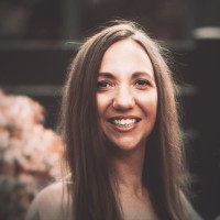 Amanda Putnam Email & Phone Number
