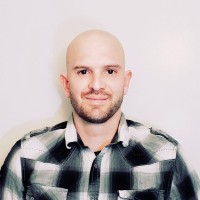 Dynamic Grid Employee Alex Johnson's profile photo