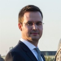 Robert Csabai Email