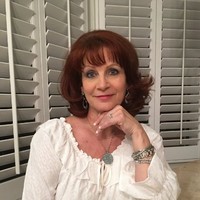 De Rito Partners Employee Leanne Tomsic's profile photo