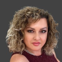 Noemi Gall
