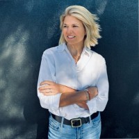 Erin Deavoll Email & Phone Number