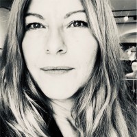 Debora Ramos Email