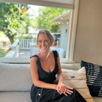 VanEssential Employee Madison Workman's profile photo