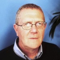 Robert Howlett Email