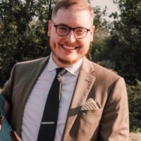 Nicholas Earle Email