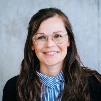 Caroline König Email & Phone Number