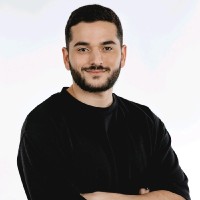 Daniel Raviv Email