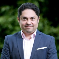 Universidad Internacional del Ecuador Employee Fernando Hallo's profile photo