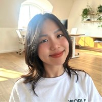 World Fund Employee Chloe le's profile photo