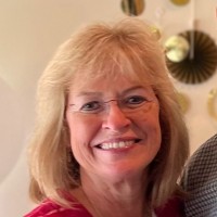 M & M Industries, Inc. Employee Tenna Minwell's profile photo