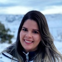 Juliane Alves Email