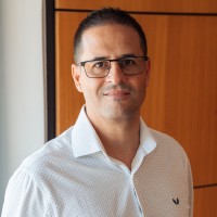 Alexander de Oliveira Email