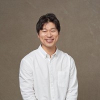 Han Lee Email & Phone Number