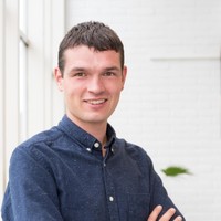 Derk-Jan van Putten Email