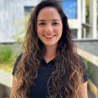 Luane Tochetto Email